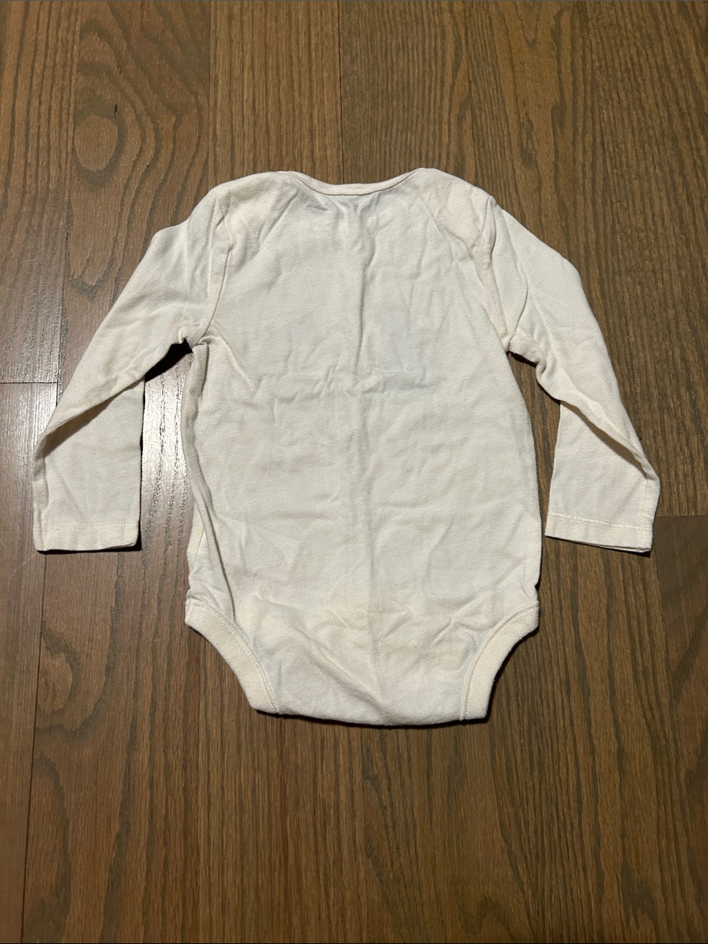 Old Navy & Gap Long Sleeve White and Red Baby Bodysuit Set - Picture 6 of 9